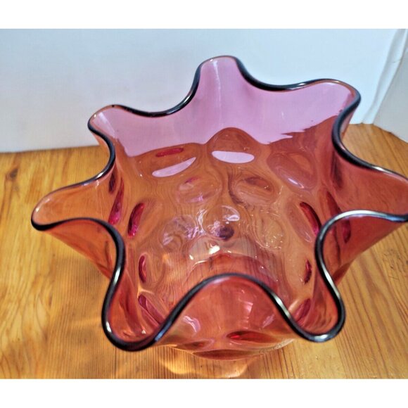Vintage Fenton ''Dot Optic'' Cranberry Glass Ruffled Edge Vase - Picture 2 of 10
